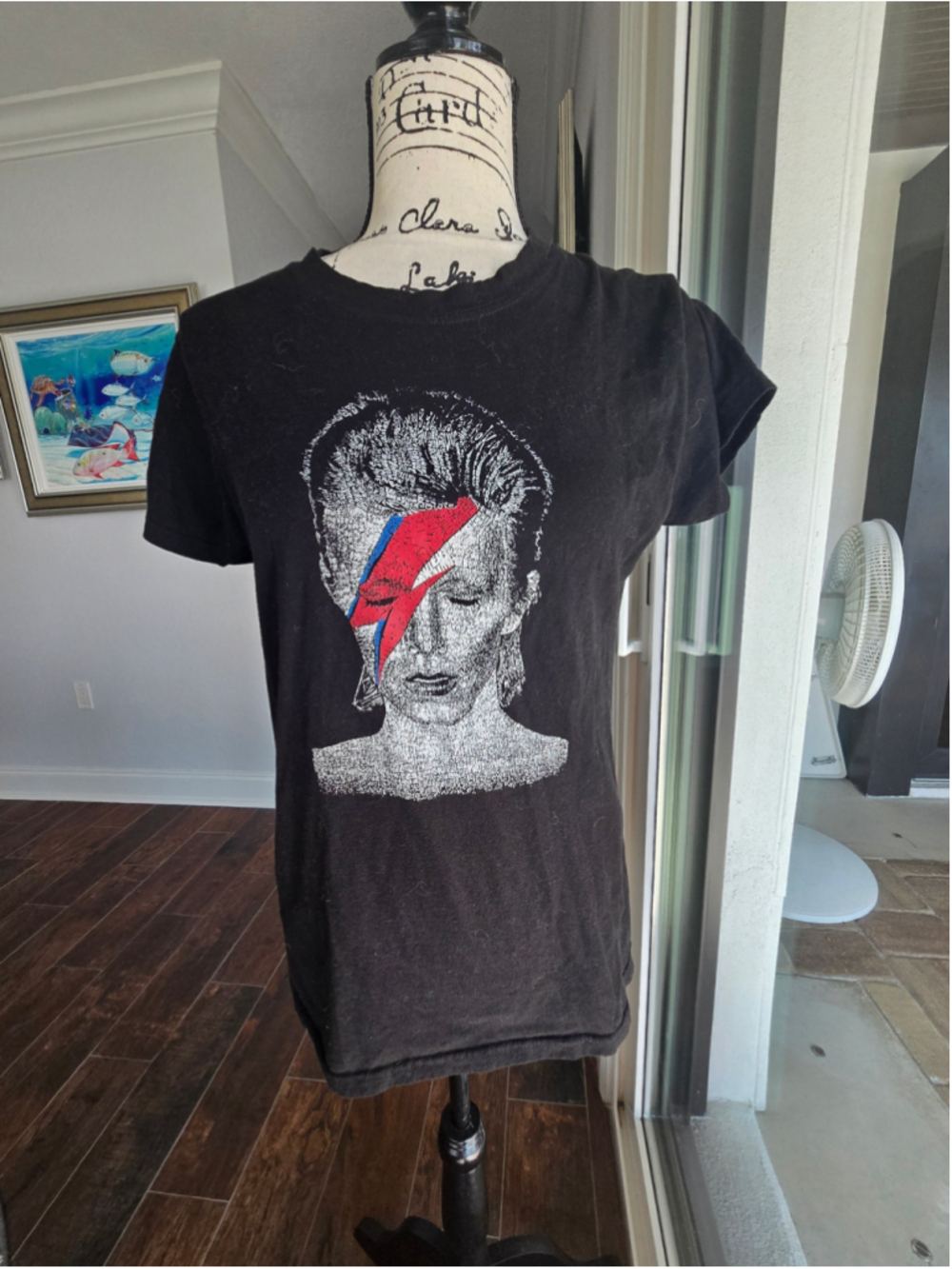 LA Pop Bowie Tee Size XL